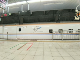 �ꎞ�ԐQ�čs����V�����Əa�؊o�債������΂��čs���̂́A