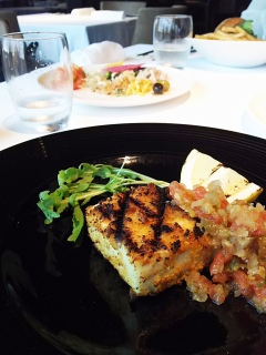 �C��10�x�̌y��򂳂ނ��A