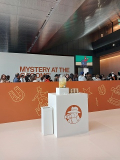 HERMESn̑A܂̂😅CxgIhNR[i[ċĒ؂AJJł肪😂