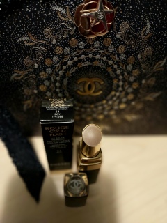 ���̃��b�v�̐F�Ȃ񂾂��ǁA����S�y�݂����ȐF�ł���😅