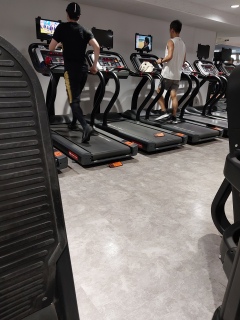 �����̃W���͑��߂̃X�^�[�g