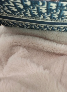 �̒�����2����3���͖�ῂŐQ�Ă��āA