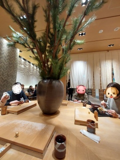 �����̃����`�͂������