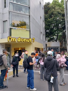 I'm donut�H�����l�C�Ǝv������A���{�l�ł͂Ȃ��C���o�E���h�Ől�C�������`