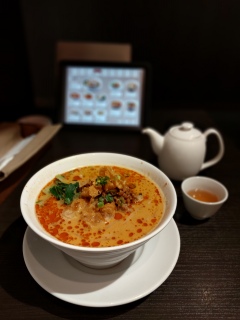 �F�X�Ɨp���ς܂��ă����`�͂�����B