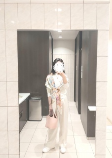 �����̃R�[�f�B�̓z���C�g�x�[�X🥰